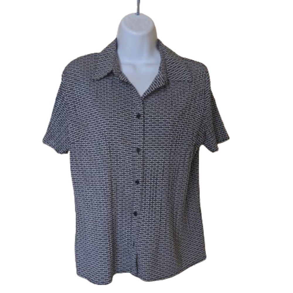 ---  Black and White Printed Blouse Size  Petite / Large